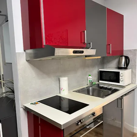 Coser Apartamenty Metro Onz Warschau Exterior foto