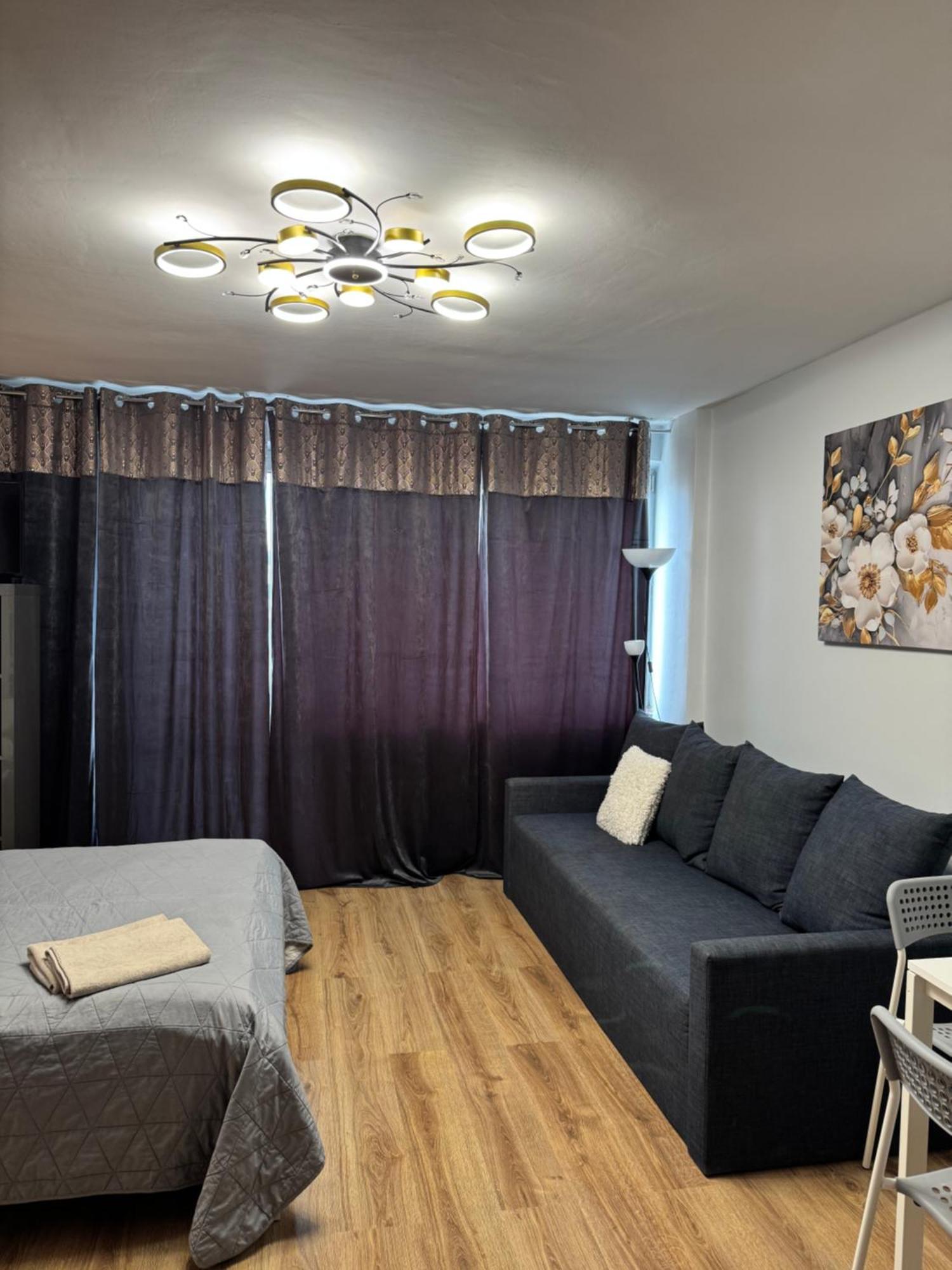 Coser Metro Onz Apartment *
